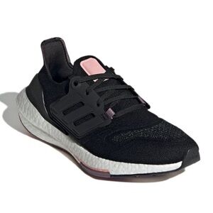 Adidas Ultraboost 22 Black Legacy size 7